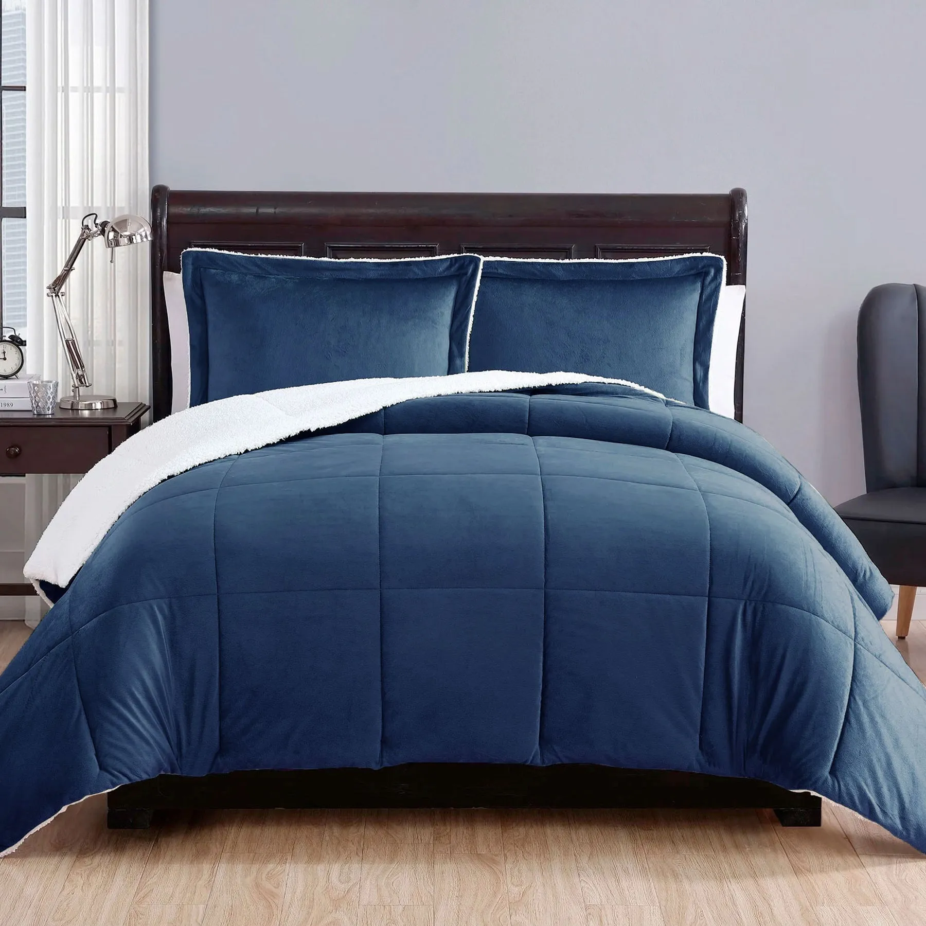 3 Piece Ultra-soft Micro Mink Comforter Set | Queen | Sherpa Reverse | Navy Blue