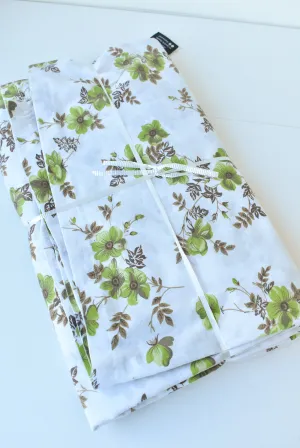 Retro pair of double flat sheets