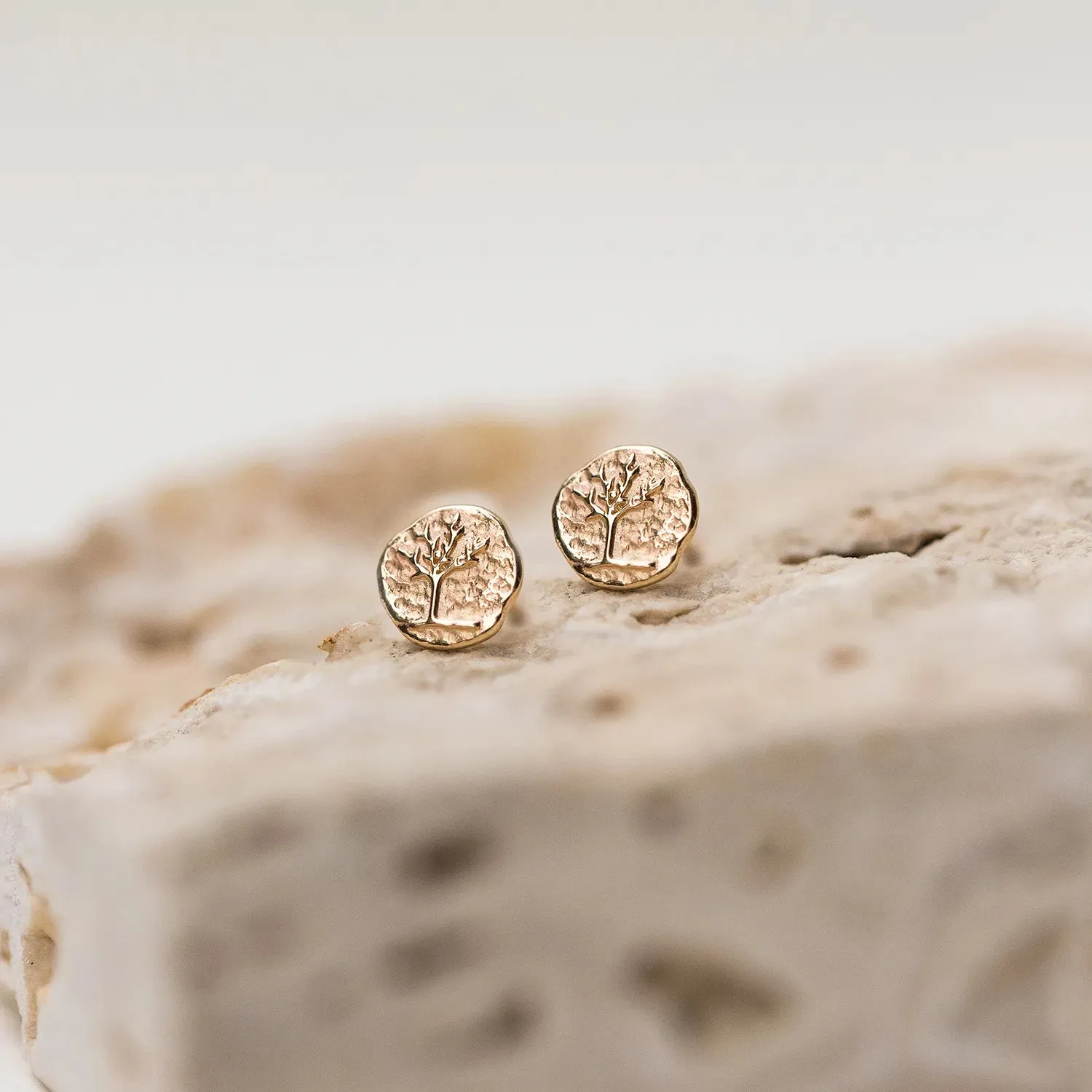 tree of life stud earring - 14k yellow gold